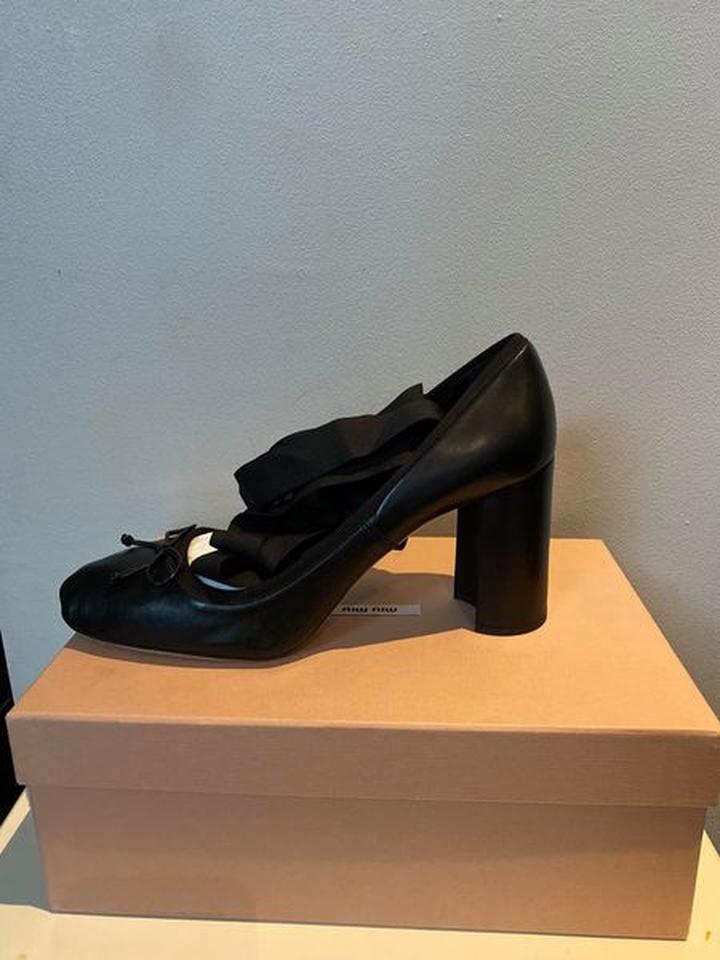 Escarpins noirs taille 42 neuve